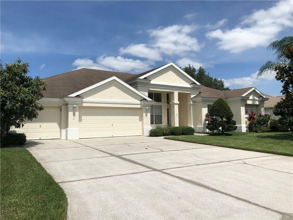 Property Photo:  3015 Forest Hammock Drive  FL 33566 