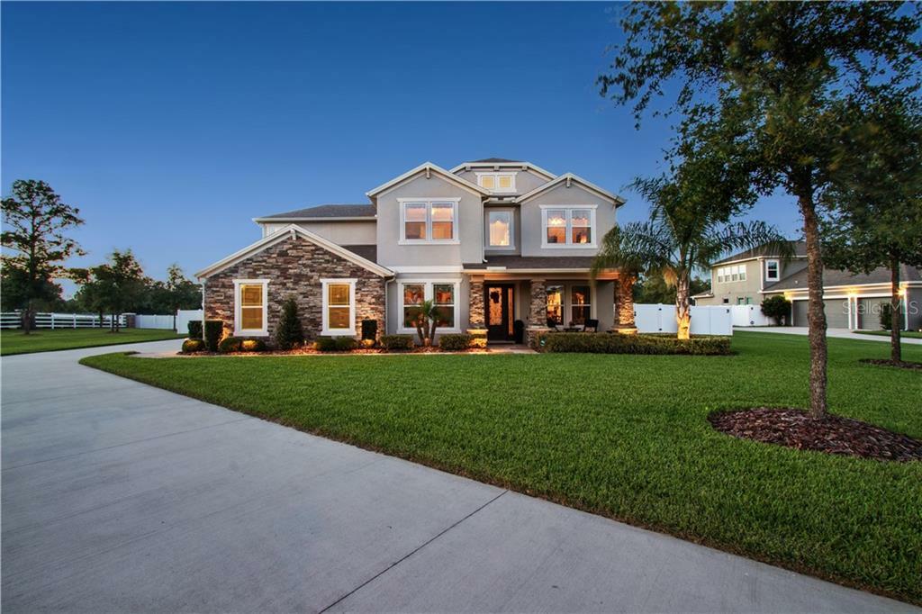 Property Photo:  2838 Sand Oak Loop  FL 32712 