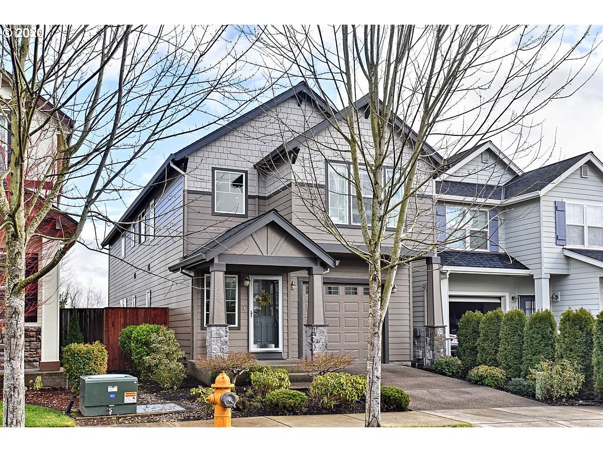 Property Photo: 16642 SW 134th Ter OR 97224