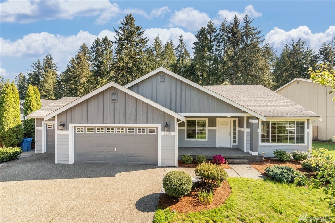 Property Photo:  2202 143rd St Ct S  WA 98387 