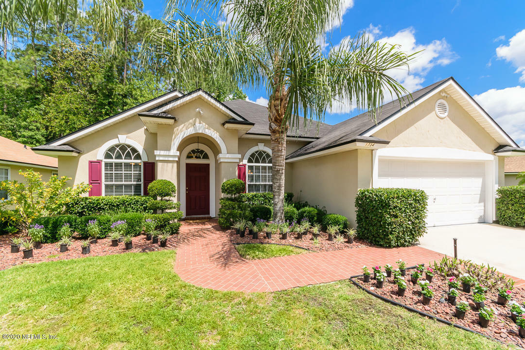 Property Photo:  1734 Covington Lane  FL 32003 