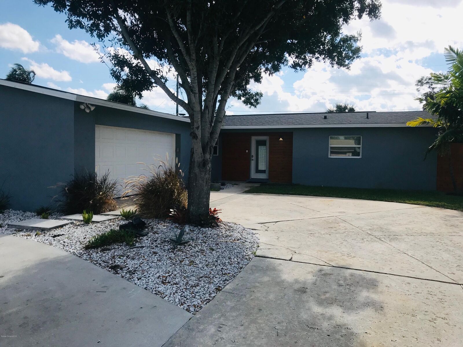 Property Photo: 479 Newfound Harbor Drive FL 32952