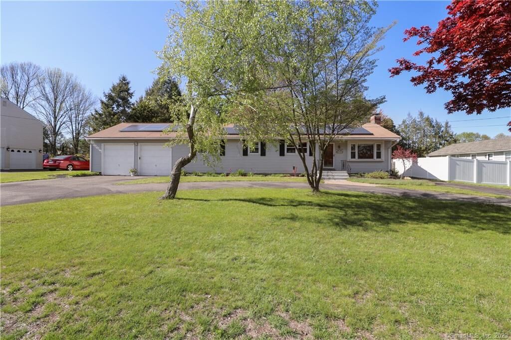 Property Photo: 29 Fernwood Drive CT 06067