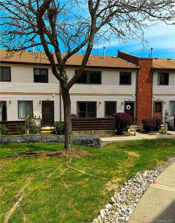 Property Photo: 481 Country Club Lane NY 10970