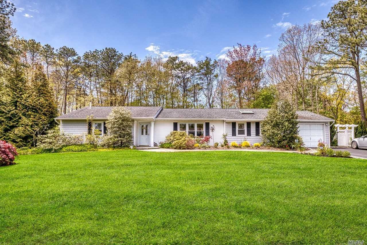 Property Photo:  26 Henearly Drive  NY 11764 