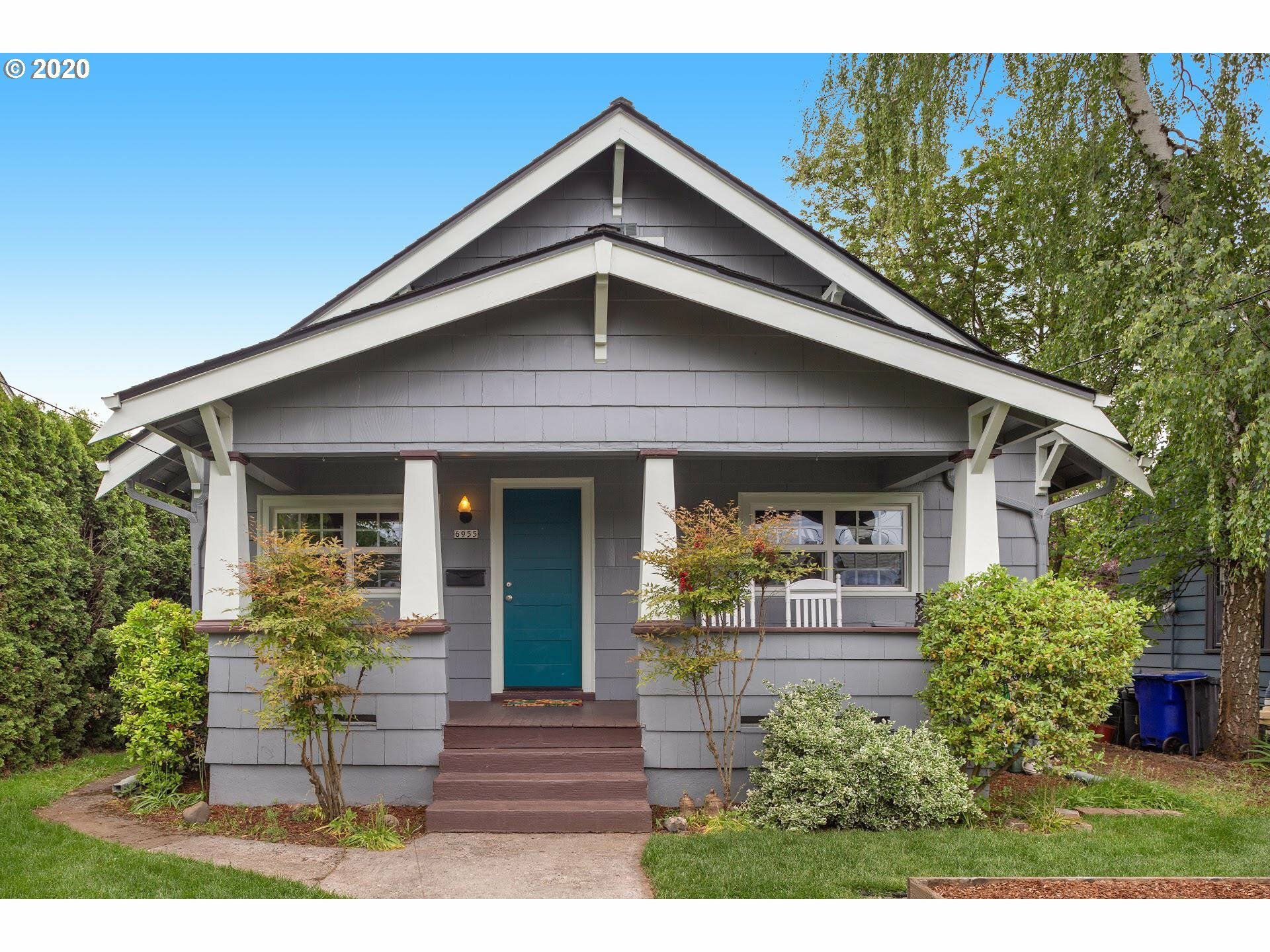 Property Photo: 6955 N Knowles Ave OR 97217