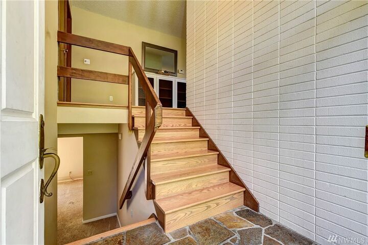 Property Photo:  5202  Sound Avenue  WA 98203 