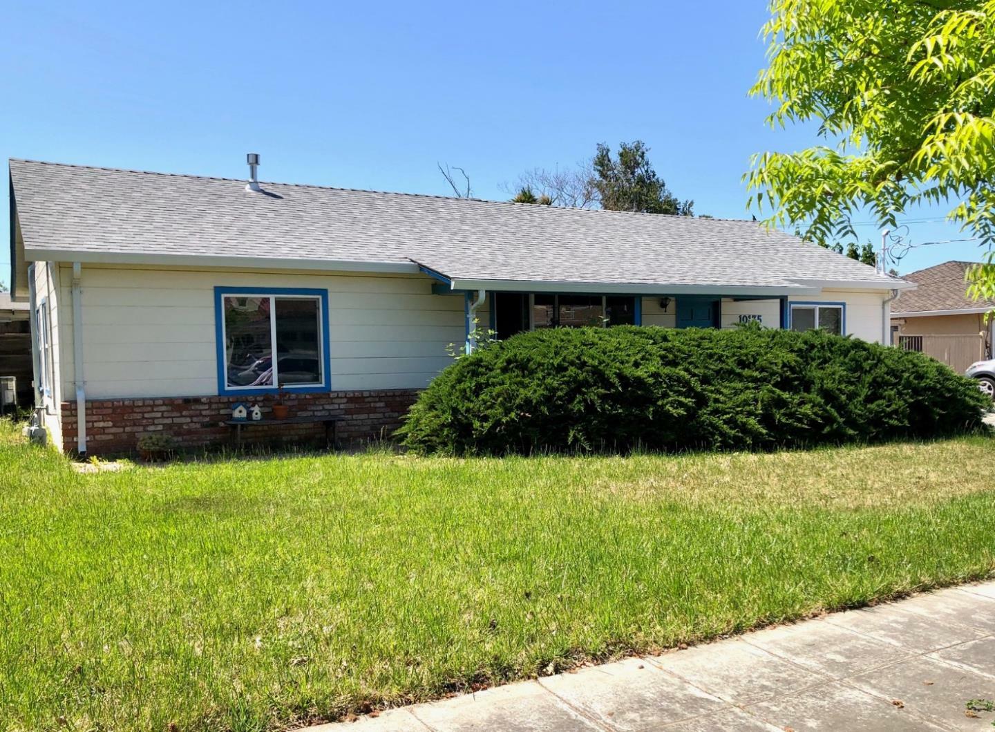 Property Photo:  10135 Bret Avenue  CA 95014 