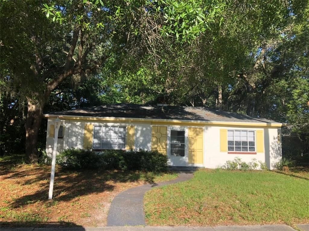 Property Photo: 2201 S Park Avenue A FL 32771