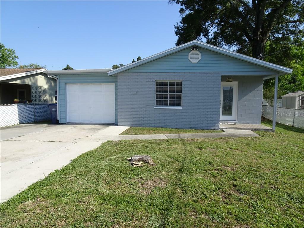 Property Photo:  2213 Gordon Street  FL 33605 