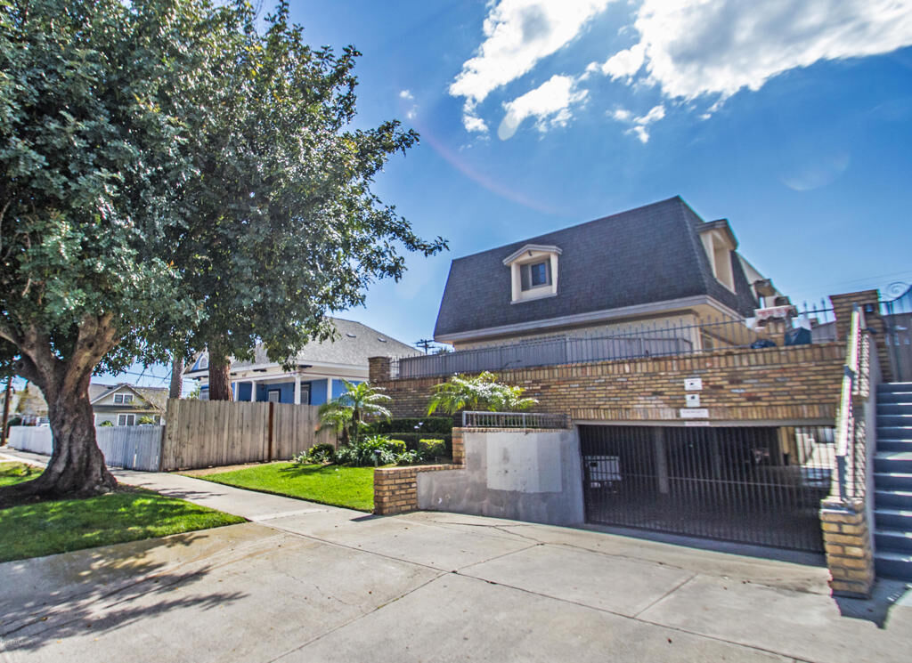 Property Photo: 553 S E Street CA 93030