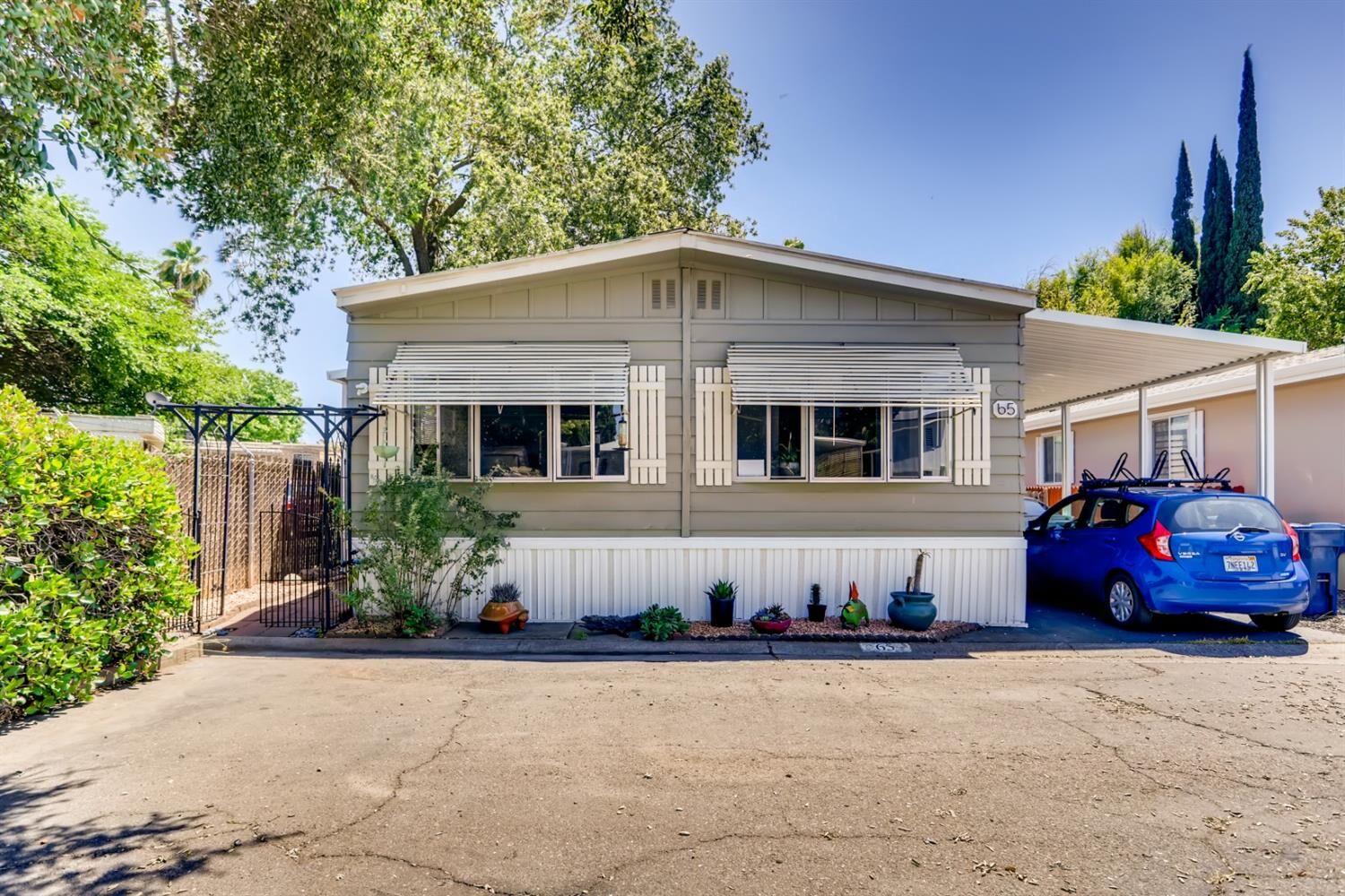 Property Photo: 2950 Routier Road 65 CA 95827