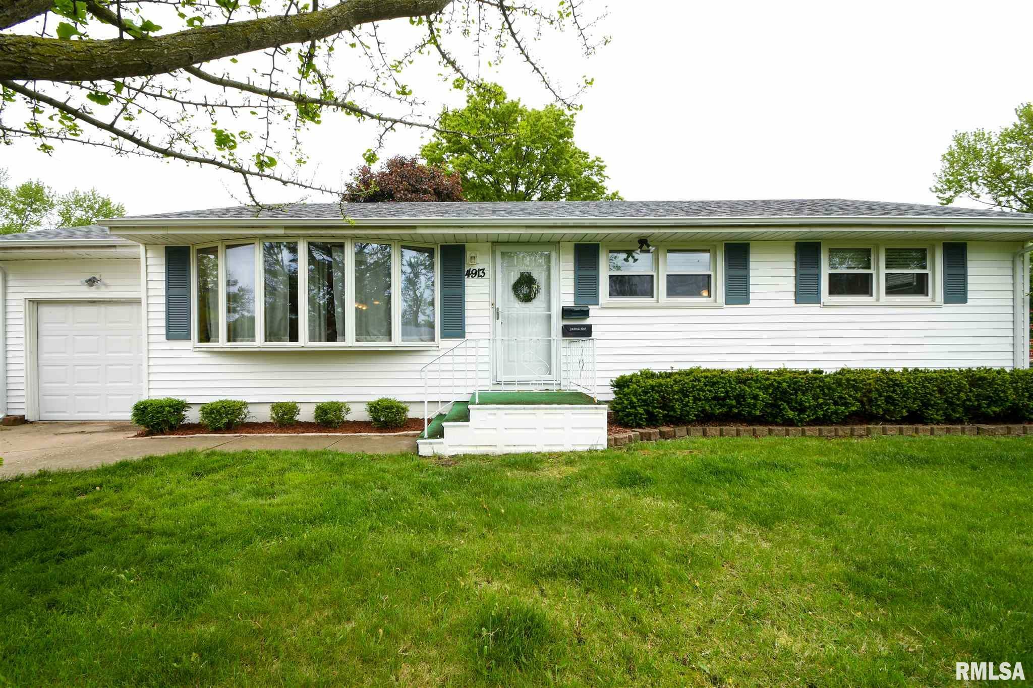 Property Photo:  4913 N Bevalon  IL 61614 