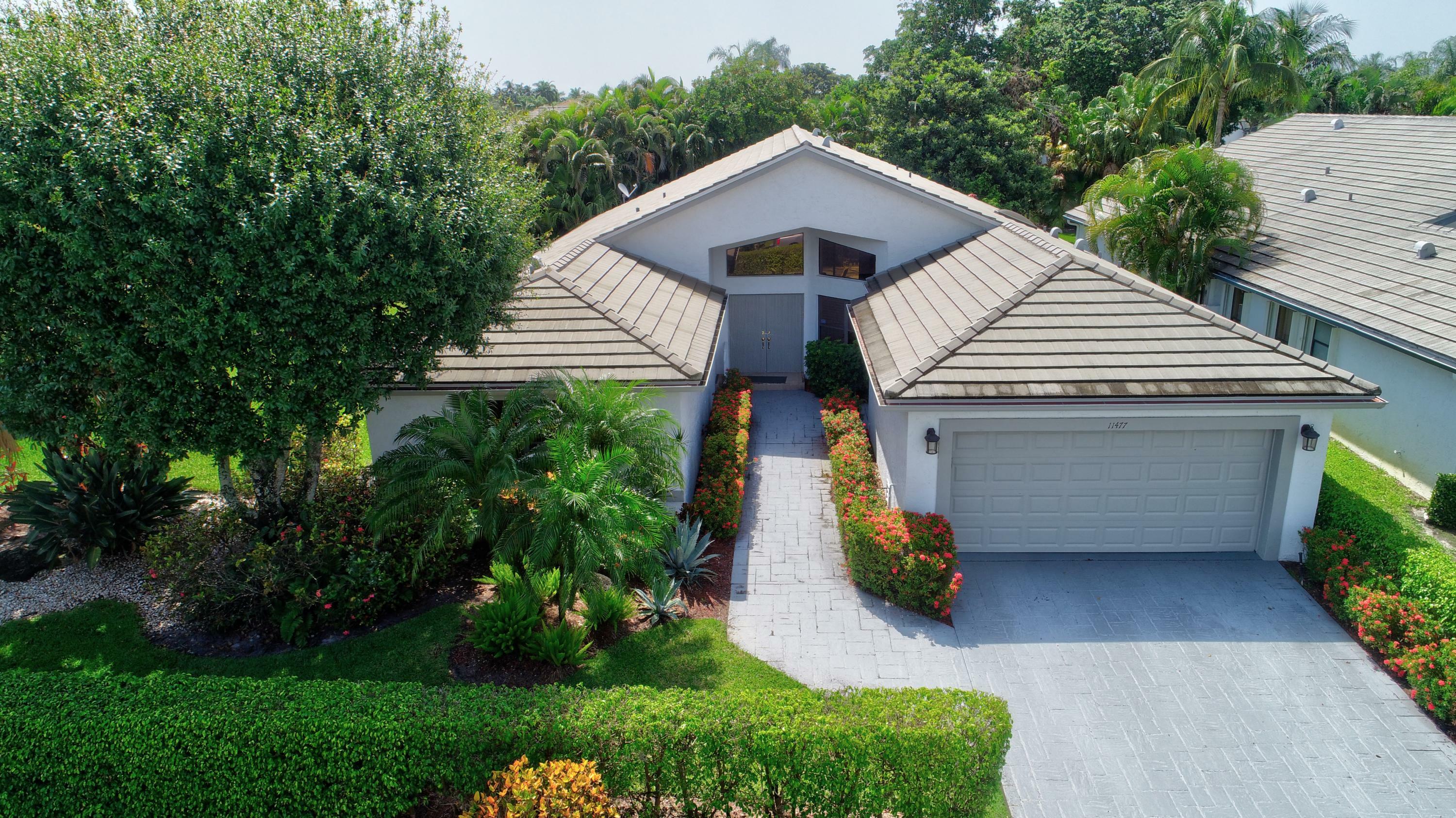 Property Photo:  11477 Victoria Circle  FL 33437 