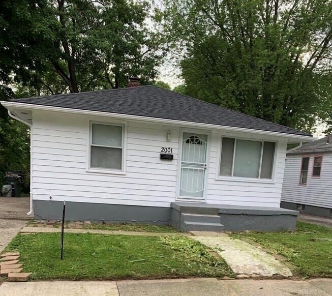 Property Photo: 2001 Kensington Drive OH 45406