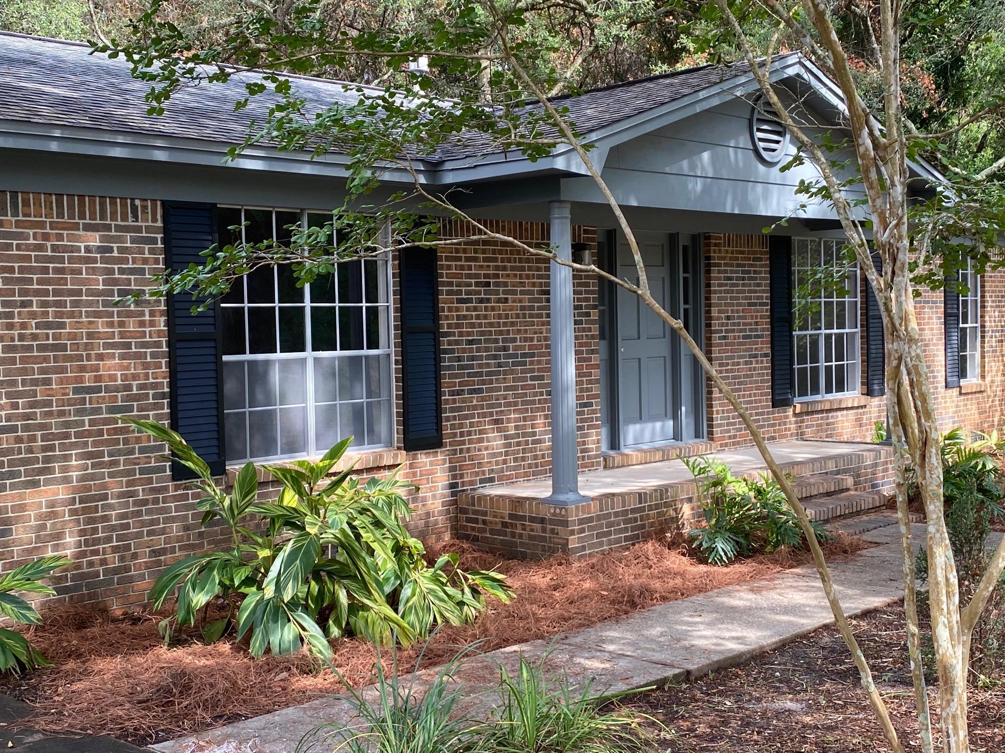 Property Photo: 729 Redwood Avenue FL 32578