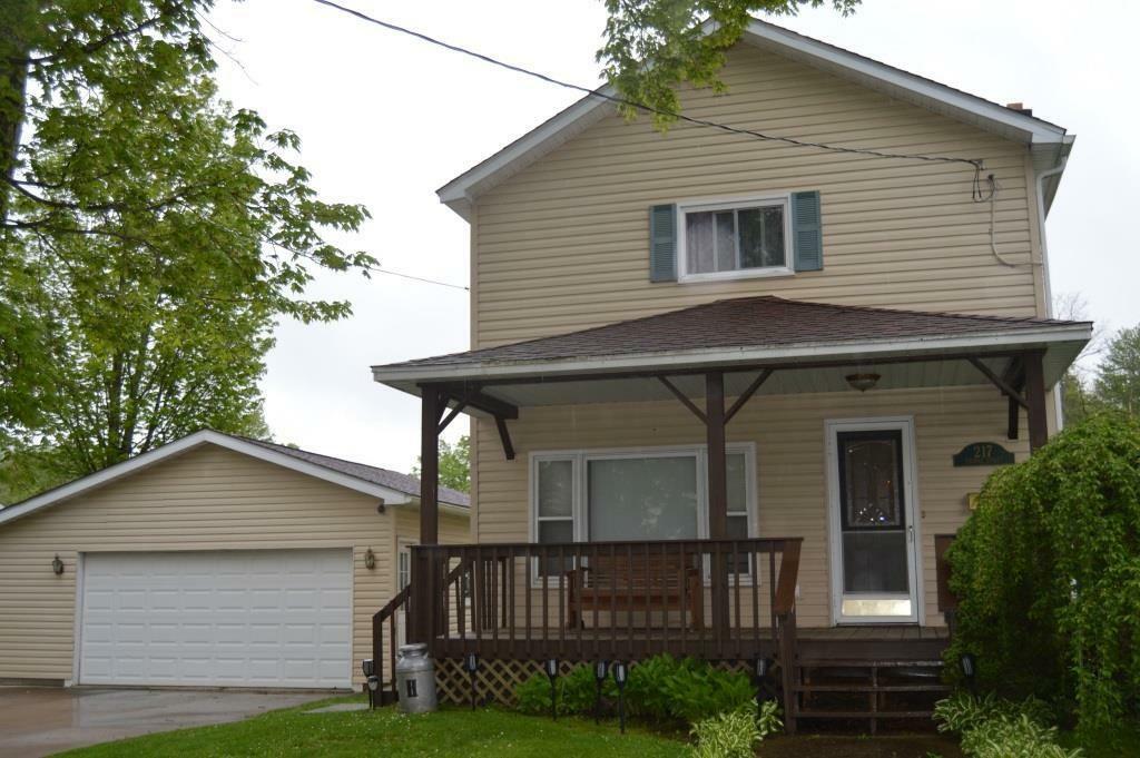 Property Photo:  217 Thomas Street  PA 16403 