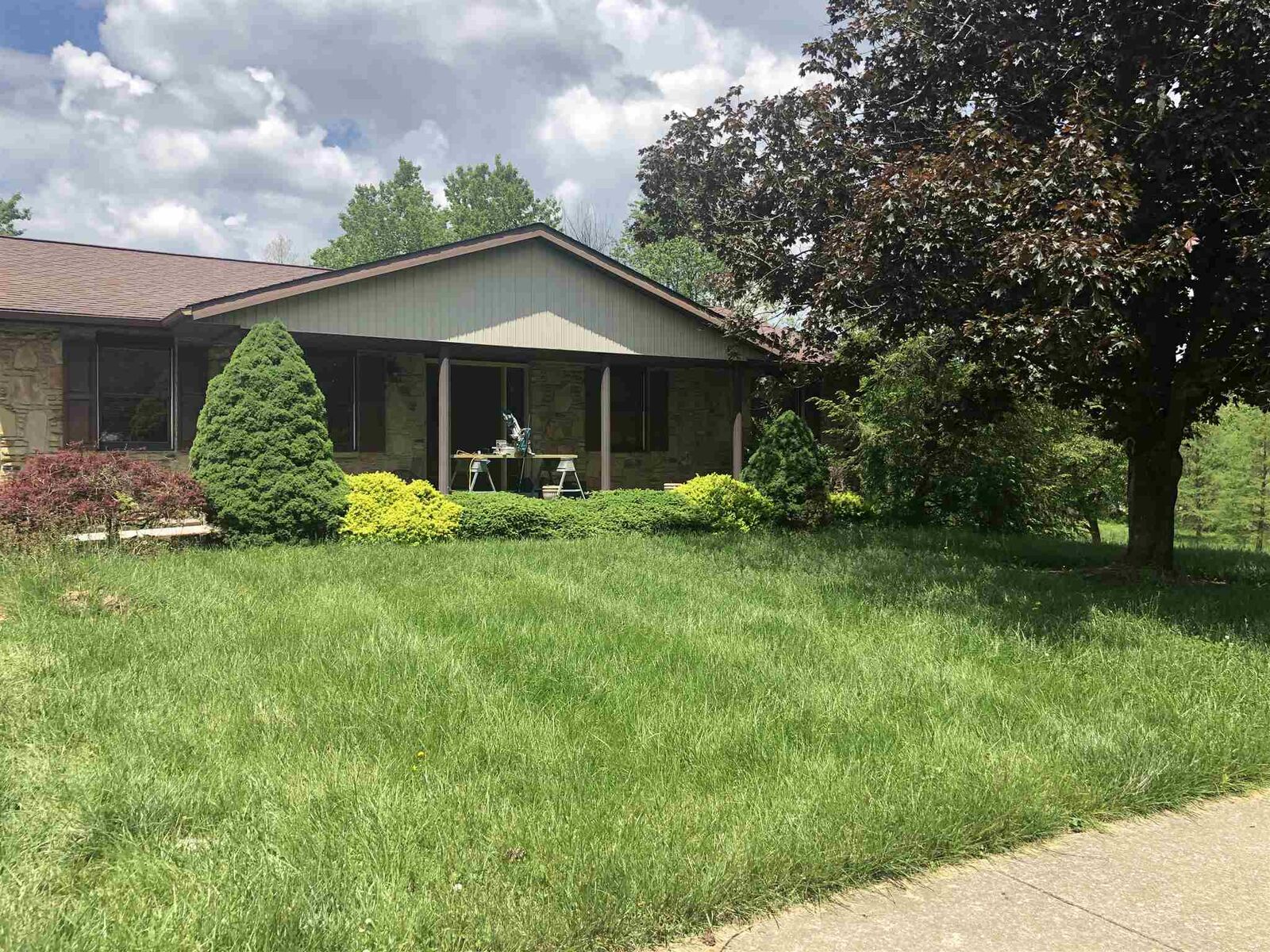 Property Photo: 1620 S Sycamore Court IN 47401
