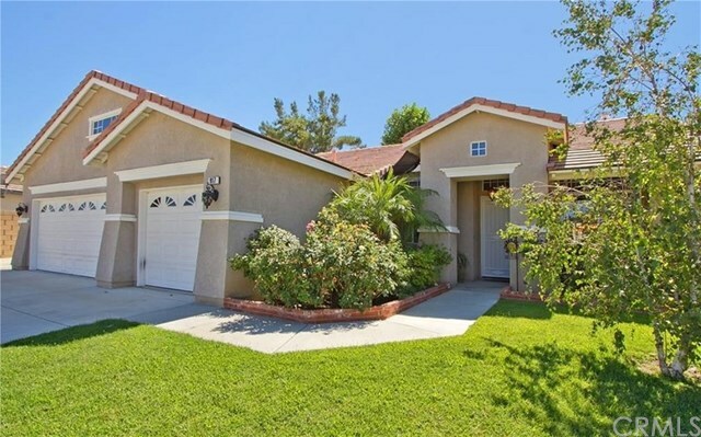 Property Photo:  917 Corwin Place  CA 92544 