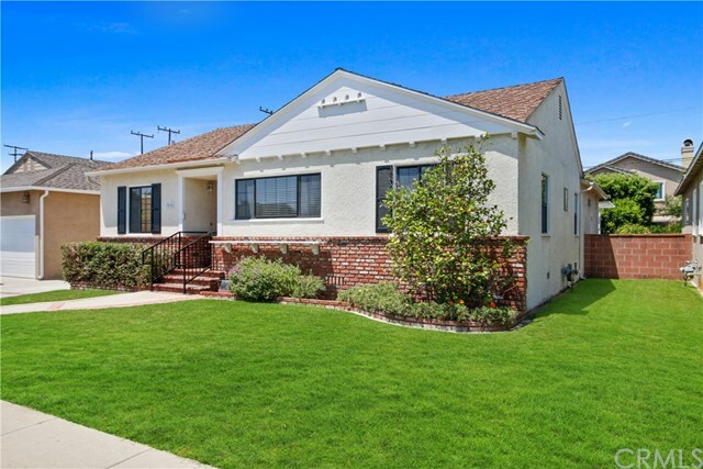 Property Photo:  3835 Senasac Avenue  CA 90808 