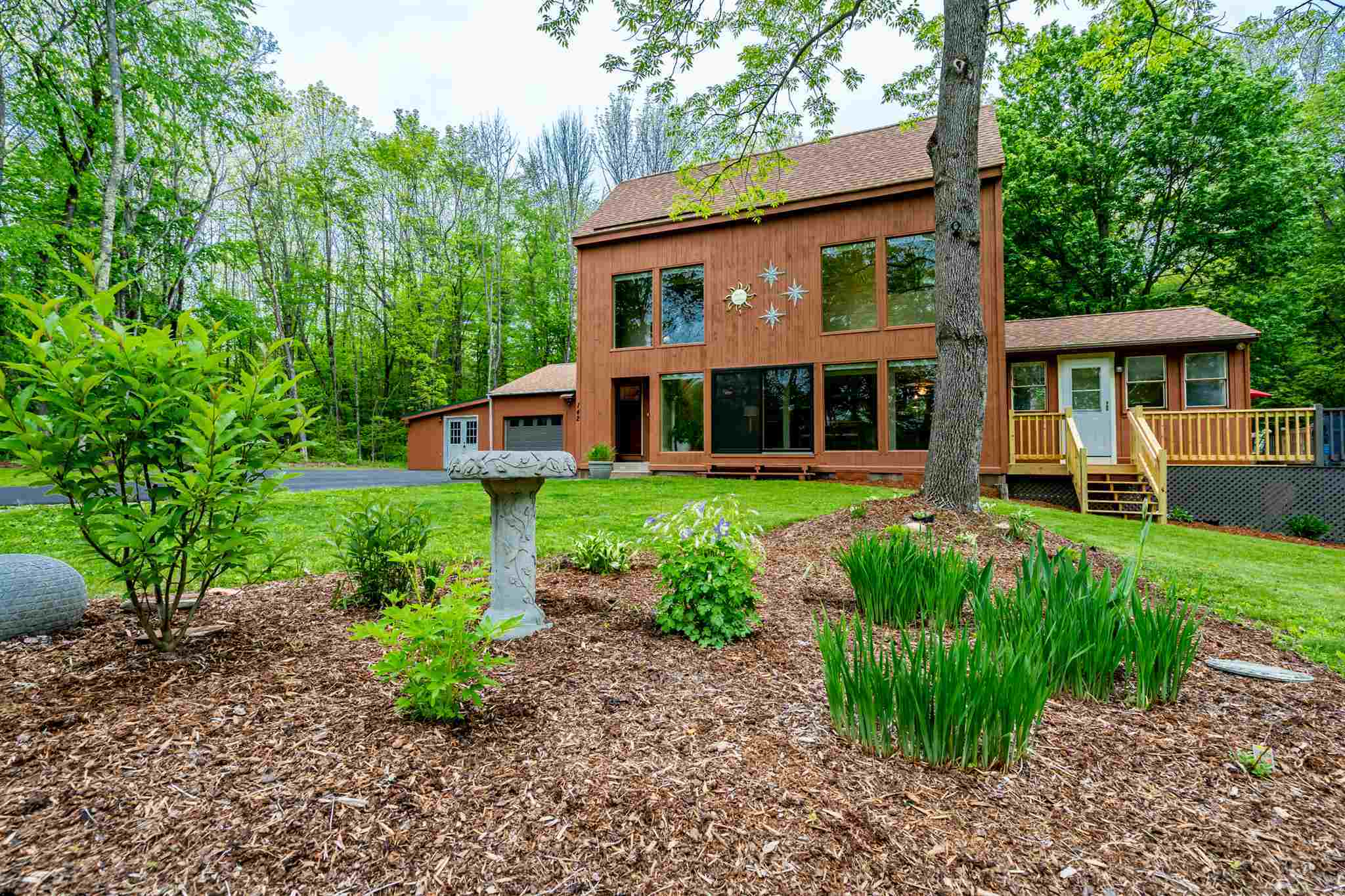 Property Photo:  142 Locust Hill Road  NH 03045 