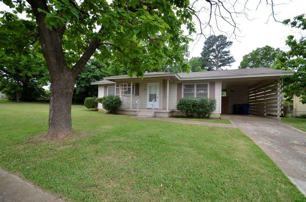 1030 Ridgewood Road  Denison TX 75020 photo