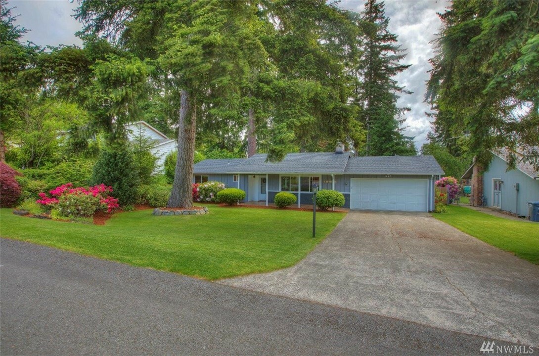 Property Photo:  4501 72nd Ave W  WA 98466 