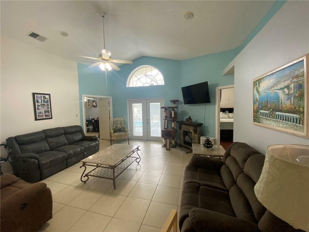 Property Photo:  404 Ethan Avenue  FL 33897 