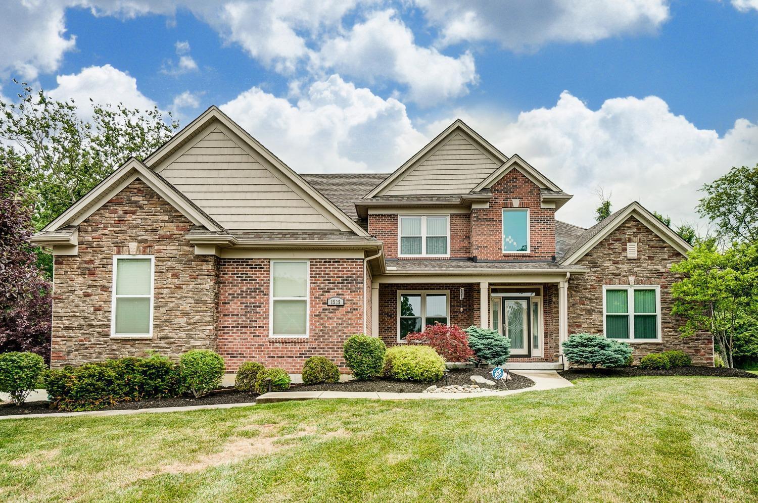 Property Photo: 1539 Woodbridge Ct OH 45240