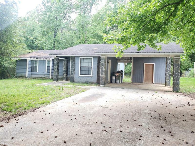 Property Photo: 420 Mary Erna Drive GA 30213