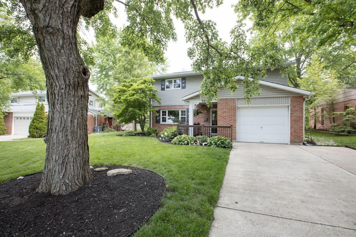 Property Photo: 878 Ligorio Ave OH 45218