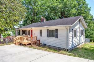 Property Photo:  120 E Magnolia Lane  TN 37830 