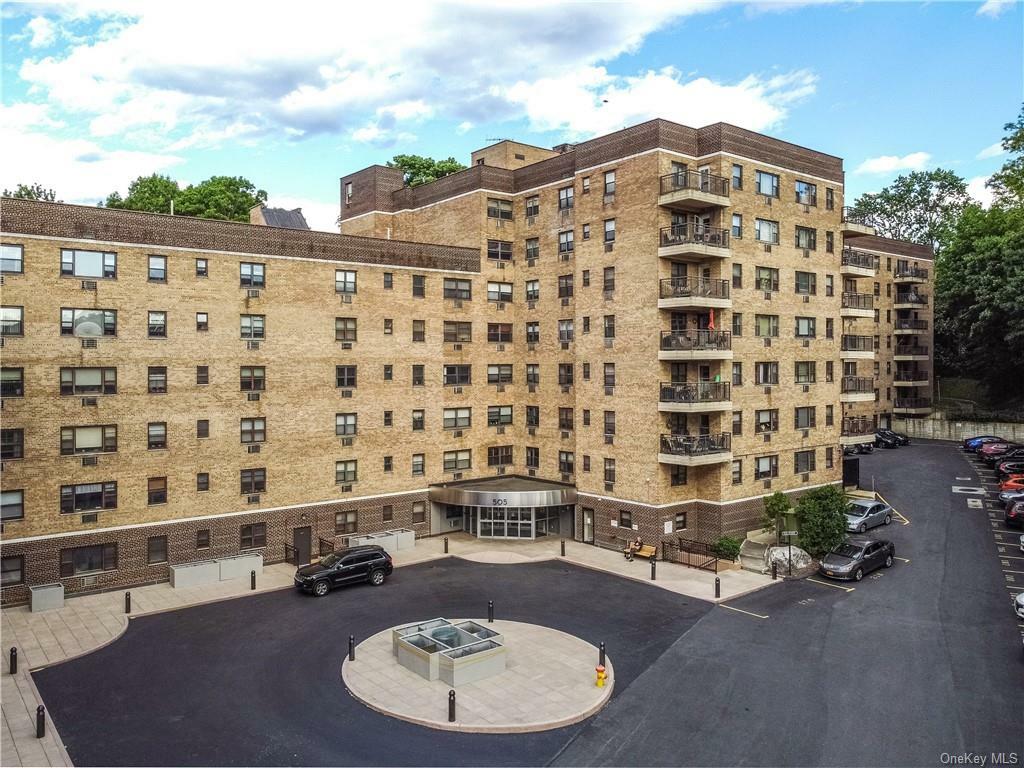 Property Photo: 505 Central Avenue 525 NY 10606