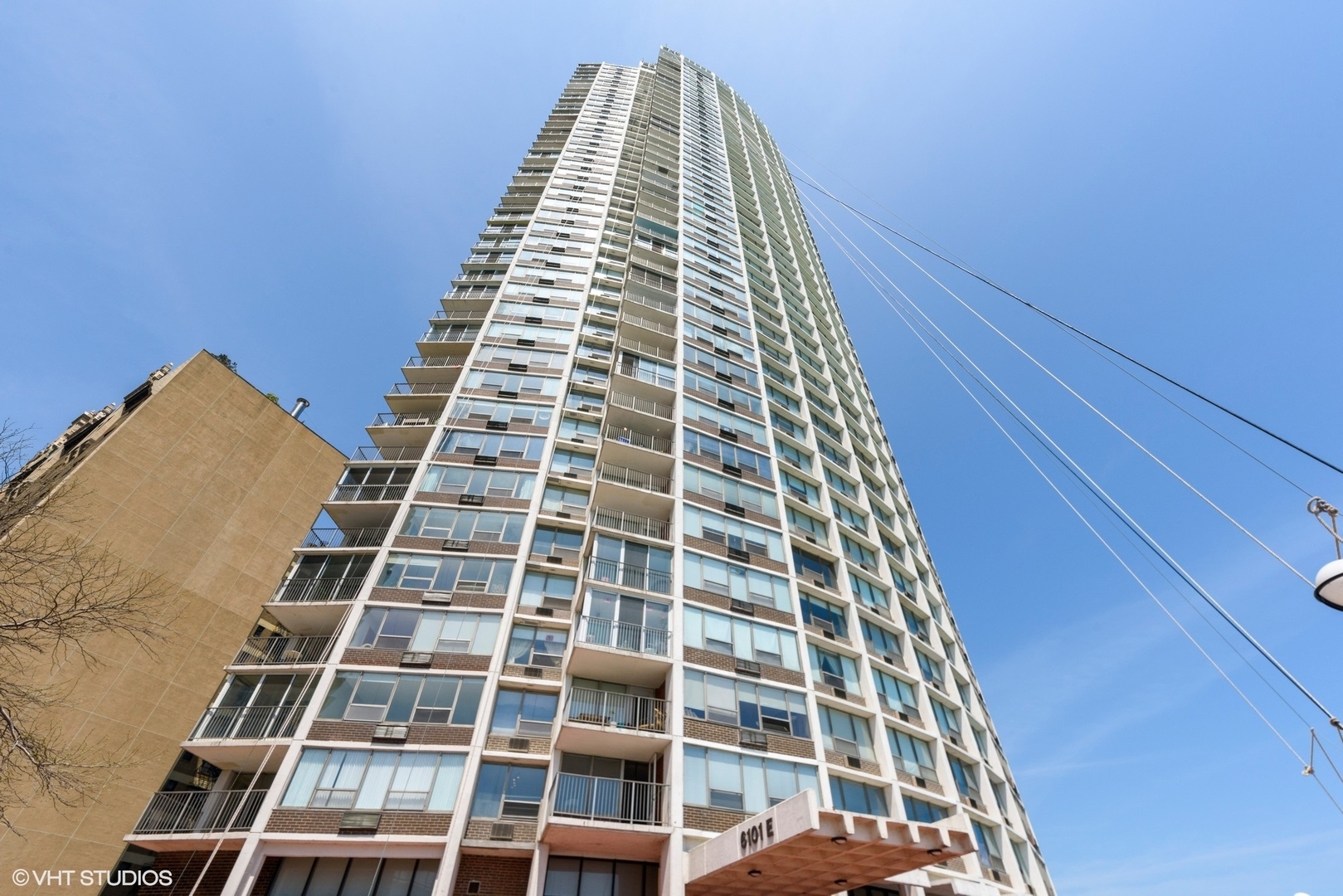 Property Photo: 6101 North Sheridan Road 21D IL 60660