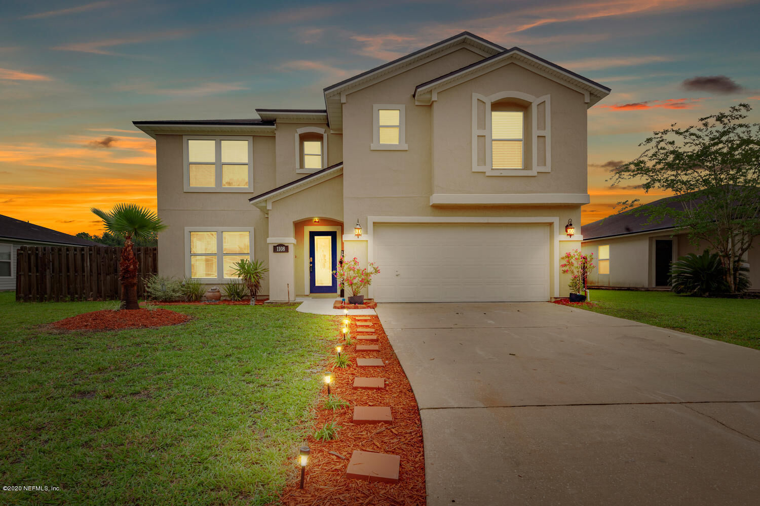 Property Photo: 1108 Morning Light Road FL 32218
