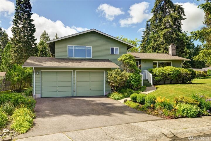 Property Photo: 14405 NE 66th Court WA 98052