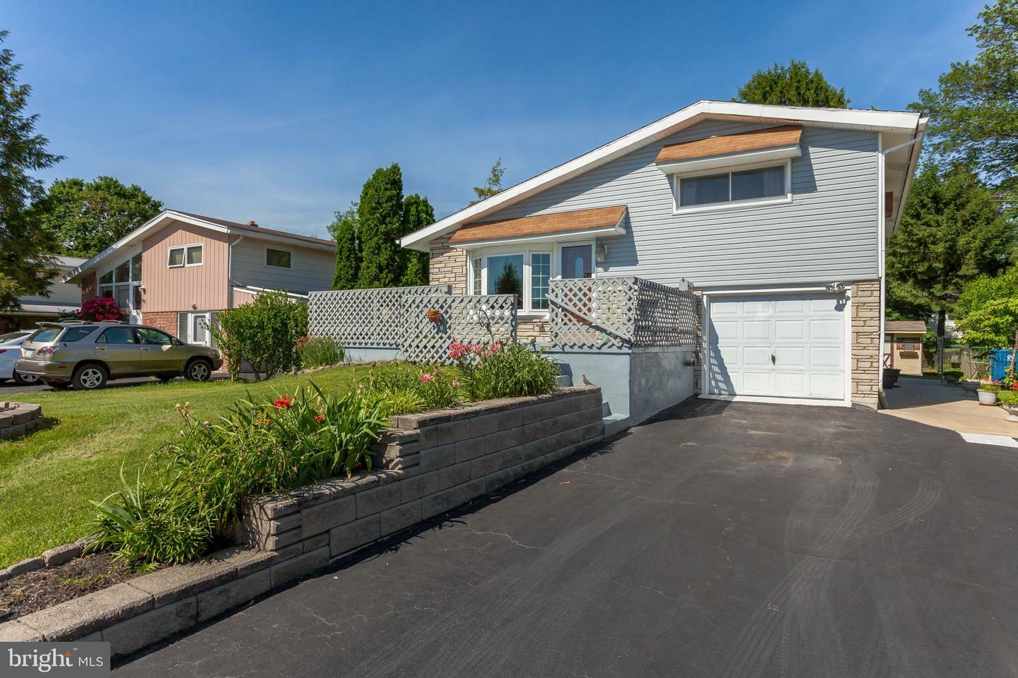 Property Photo:  380 Springhouse Road  PA 19406 