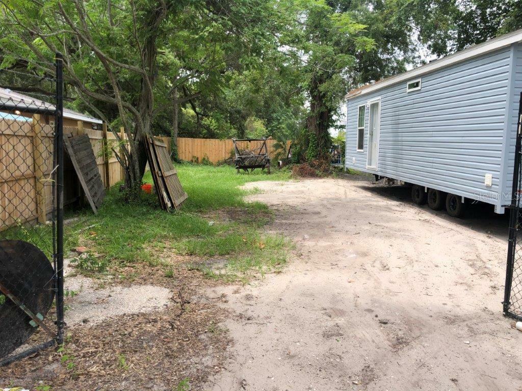 Property Photo:  4113 E 10th Avenue  FL 33605 