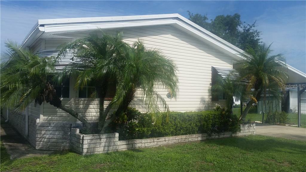 Property Photo:  1537 Blue Lake Drive  FL 33801 