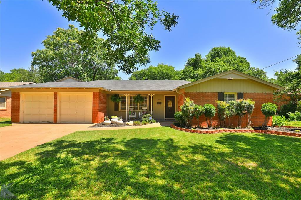 Property Photo:  3600 S 20th Street  TX 79605 