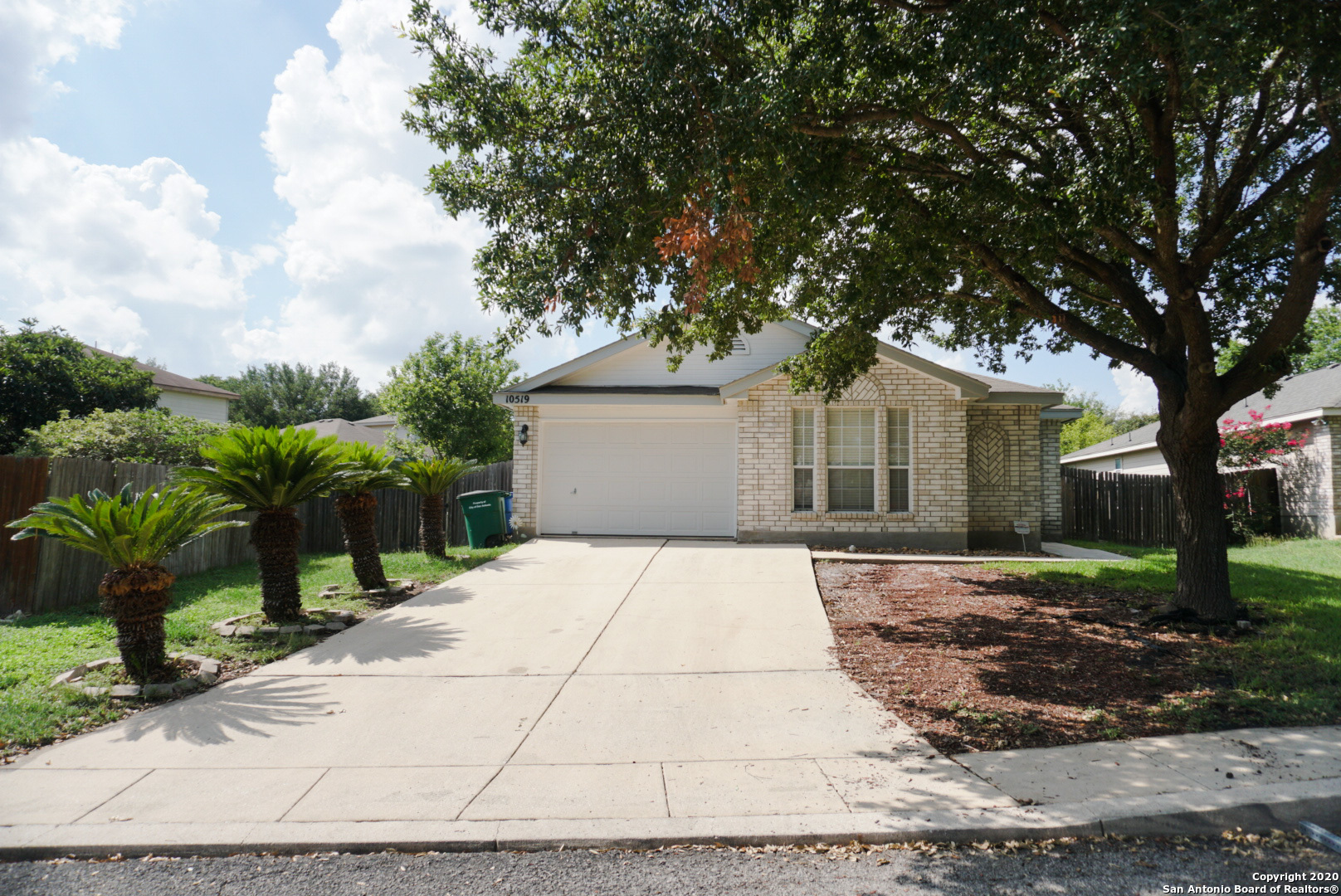 Property Photo:  10519 Tiger Way  TX 78251 