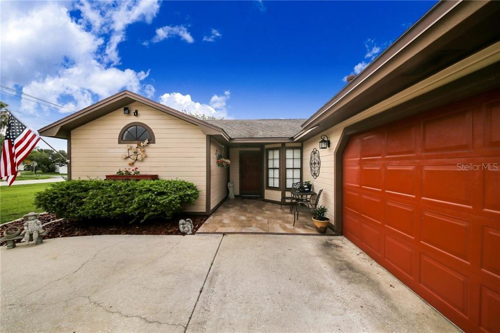 Property Photo: 3346 Fox Ridge Drive FL 33884