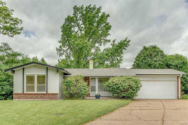 12435 Glennoble Drive  Maryland Heights  63043 photo