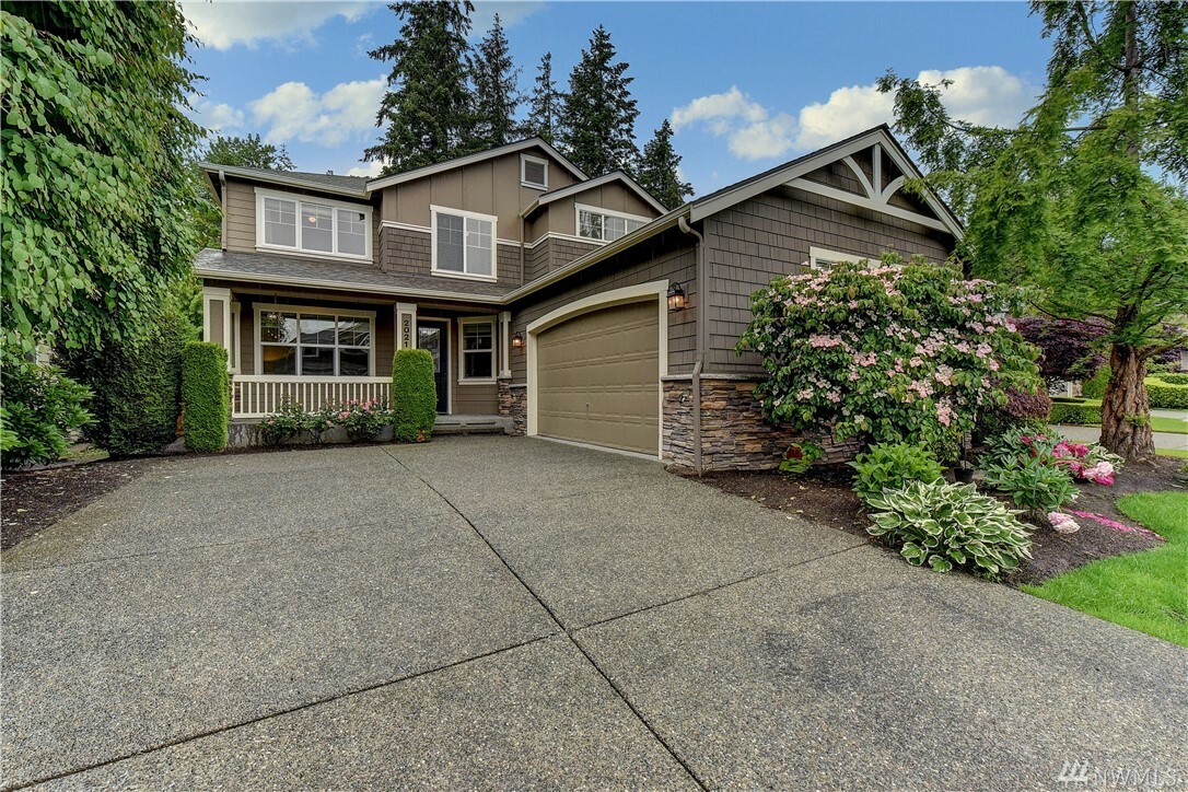 Property Photo:  2021 263rd Lane SE  WA 98075 