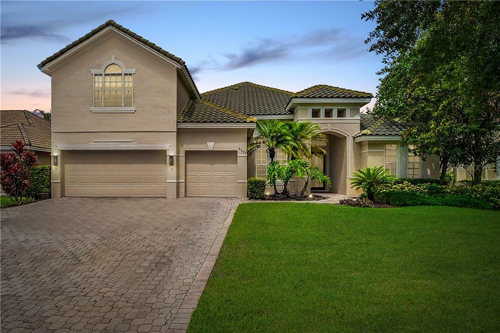 Property Photo:  9007 Heritage Bay Circle  FL 32836 