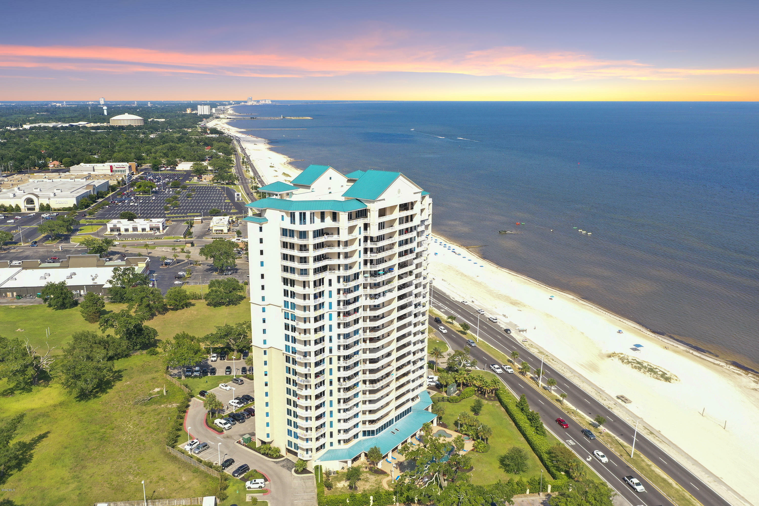 Property Photo:  2668 Beach Boulevard  MS 39531 