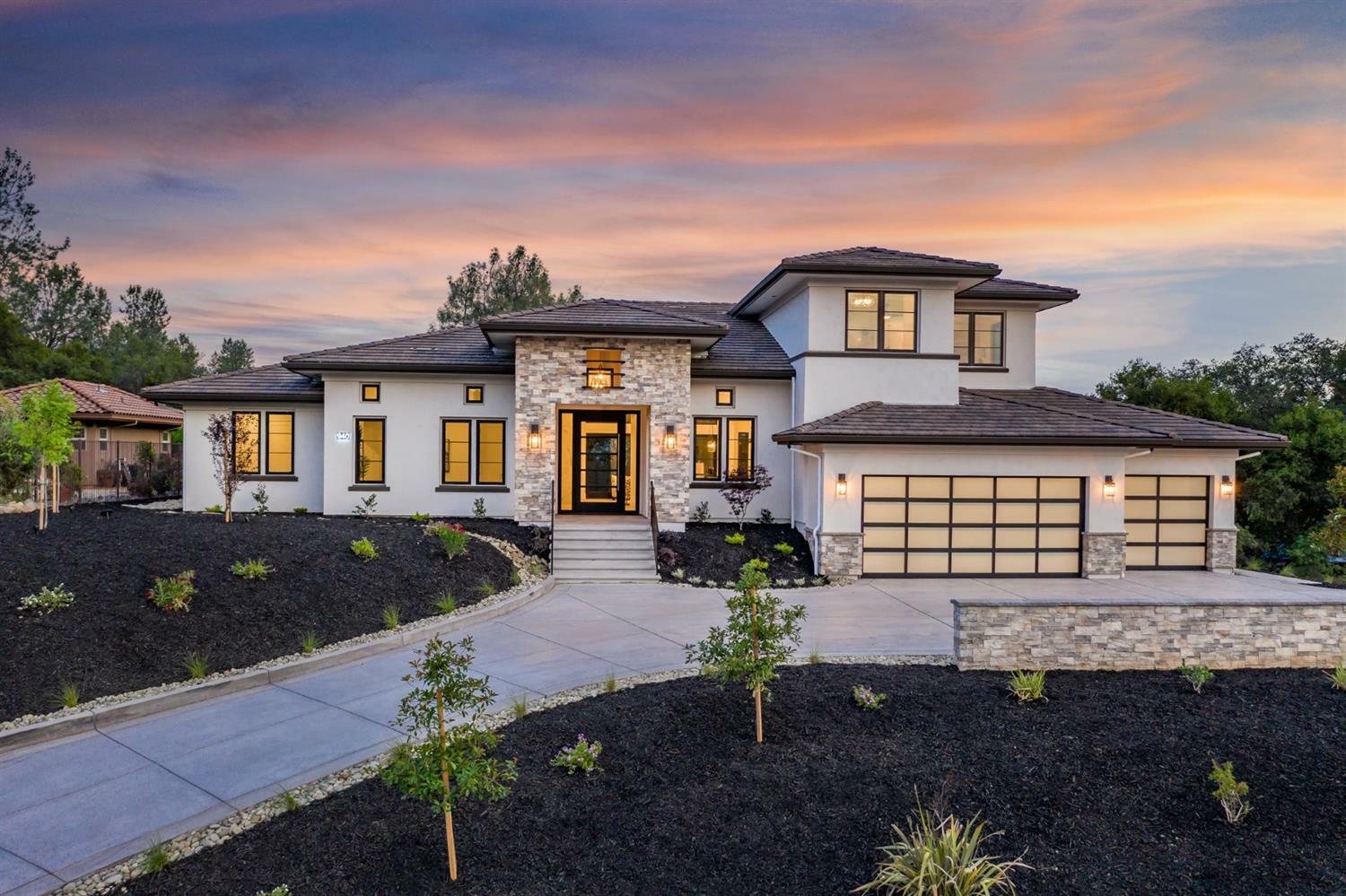 Property Photo: 940 Machty Court CA 95603