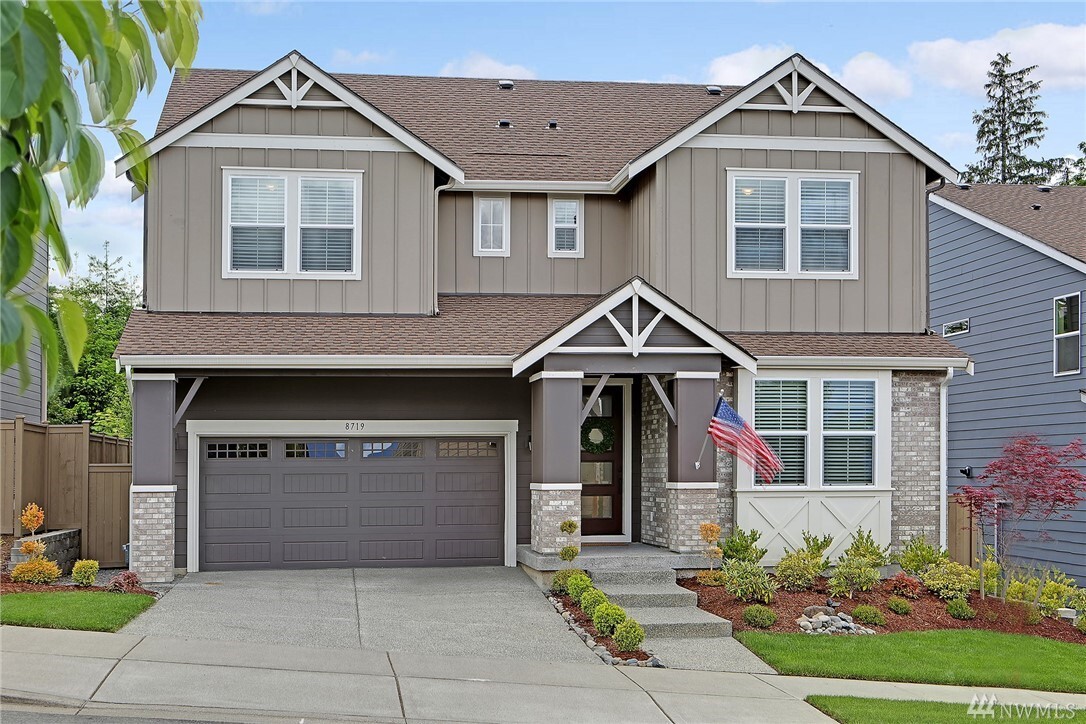 Property Photo:  8719  Satterlee Avenue SE  WA 98065 