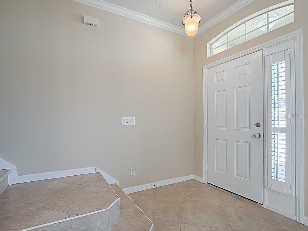 Property Photo:  26110 Meadow Breeze Lane  FL 34748 