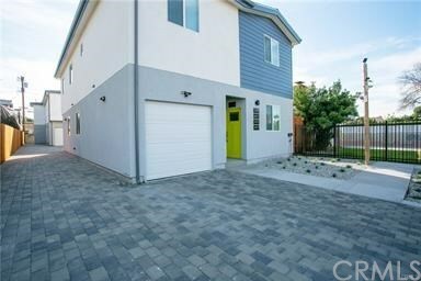 Property Photo:  614 W 85th Street 1/2  CA 90044 